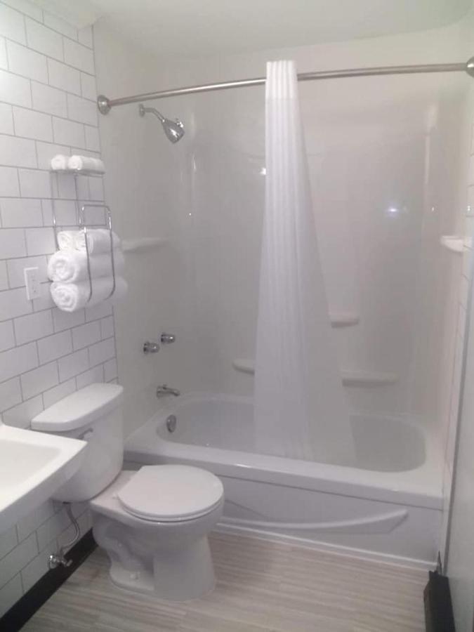 Acadian Hotel Stephenville Zewnętrze zdjęcie